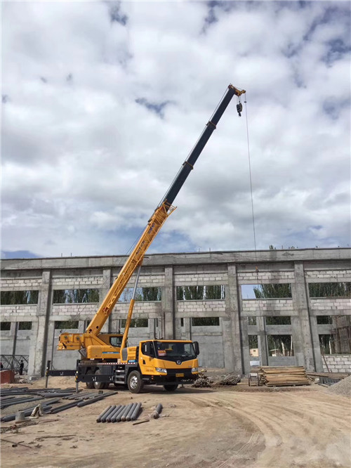 临江市吊装作业前会做设备检查吗？安全保障措施有哪些？
